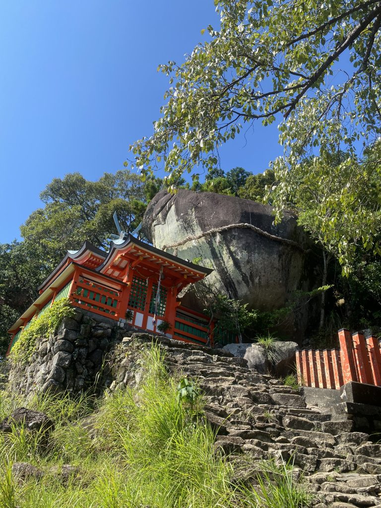 Where God Resides: Kumano's Kamikura Shrine and the Sacred Stone